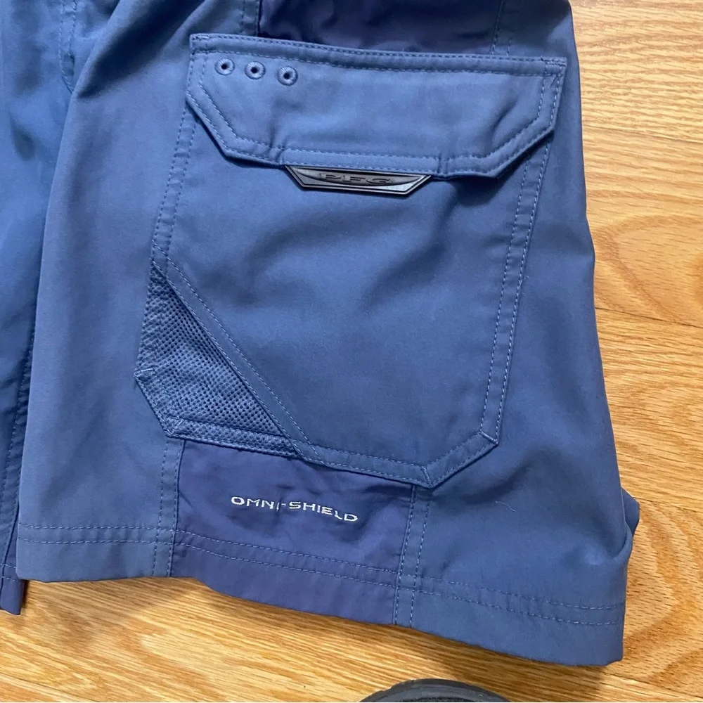 Columbia PFG omni shade fishing shorts cargo shorts blue 9 inch inseam 32 - Picture 3 of 11